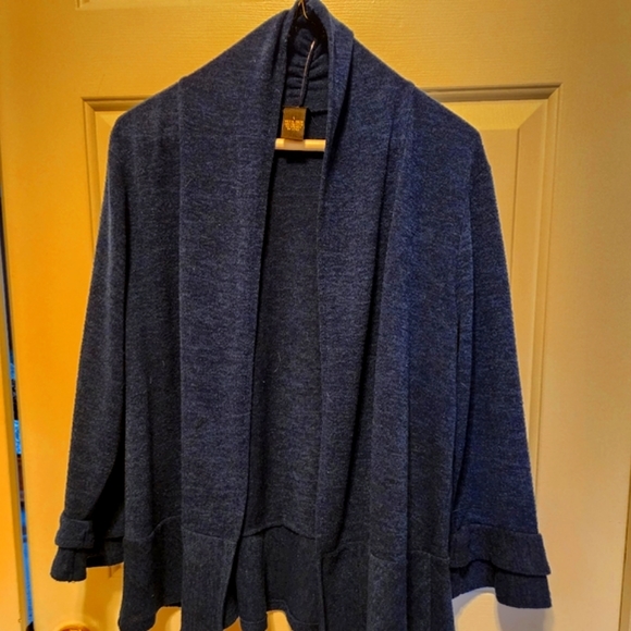 RAFAELLA STUDIO/Cardigan - Picture 1 of 5